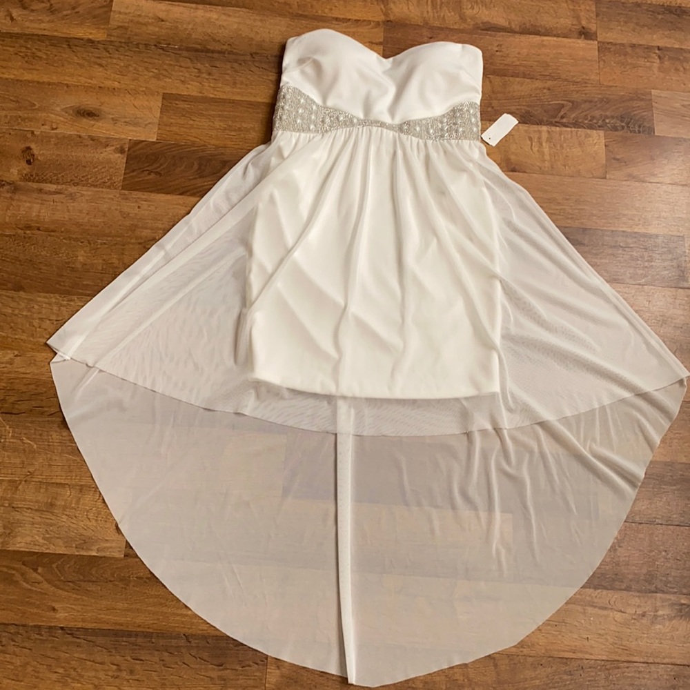 Jacaranda strapless White dress
